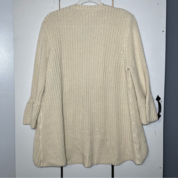 John Mark Cream Knit Sweater with Floral Embellishments Neckline XL - Picture 7 of 9